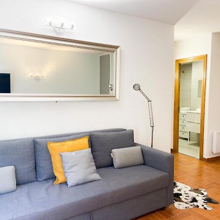 Wooden- Apt Encamp centro, Wifi + Parking Gratis Apartment Exterior foto